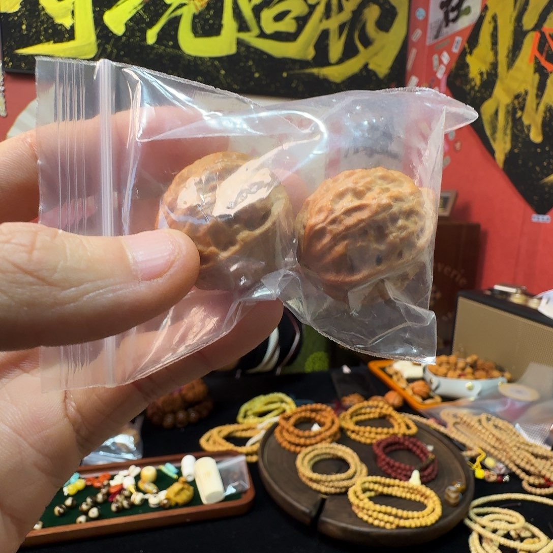 柏香籽/百香籽手串小***?