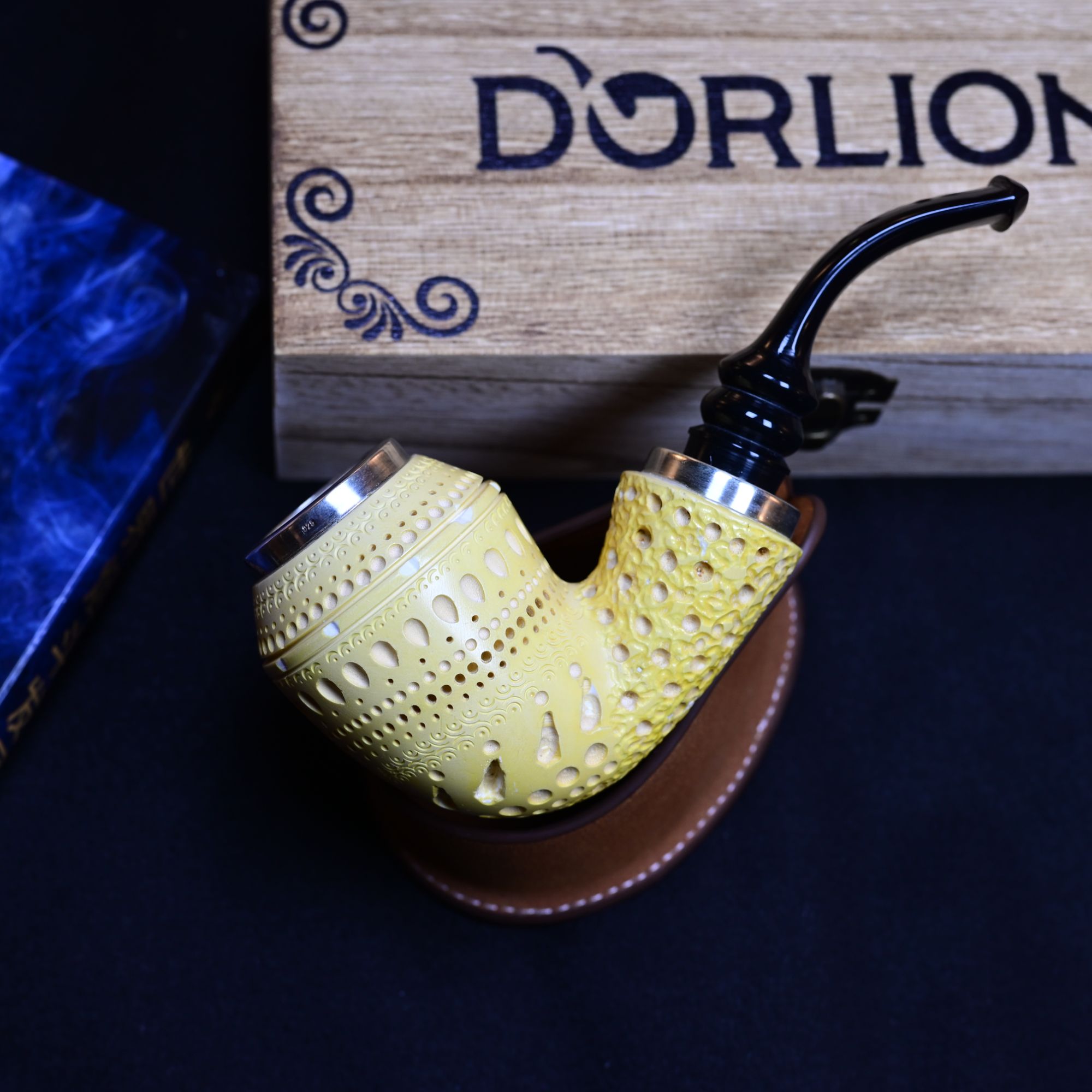 土耳其海泡石天然原石满雕双银牛头大气室烟斗