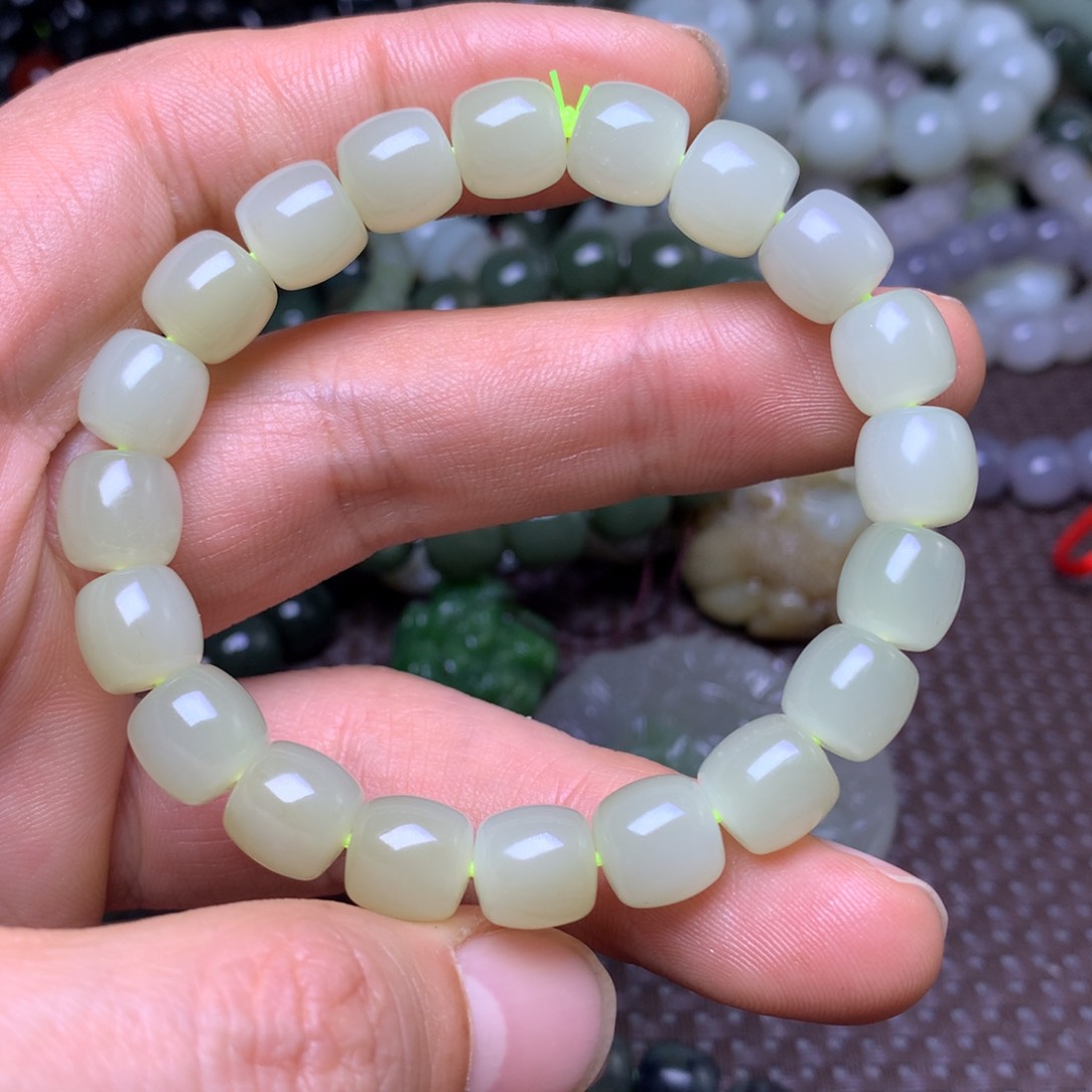 未镶嵌手串和田玉