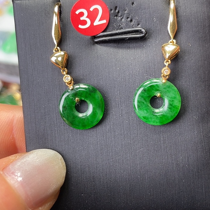 翡翠18K金镶嵌耳饰甜甜圈