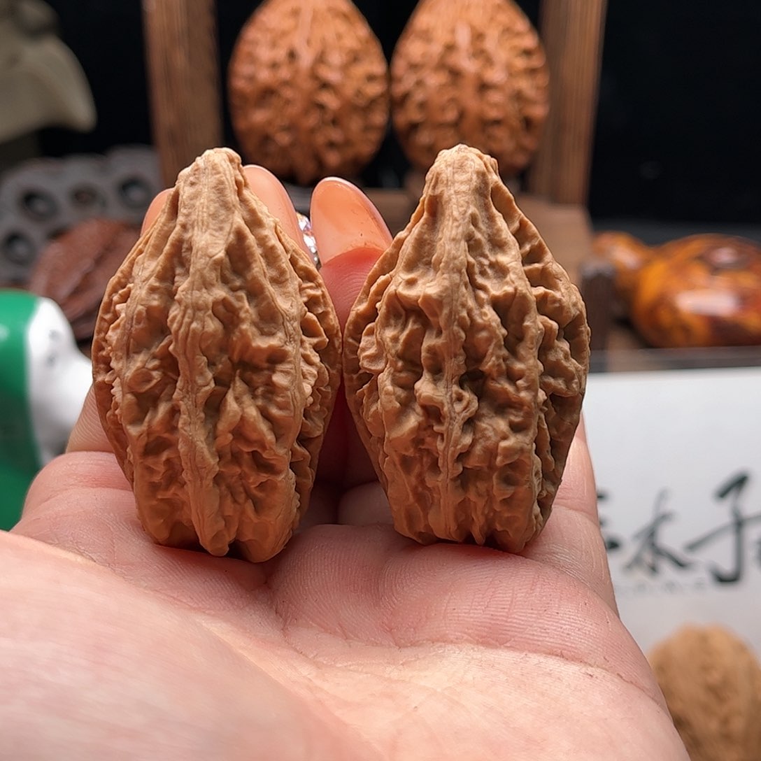 文玩核桃把件关东木子家楸大胖126