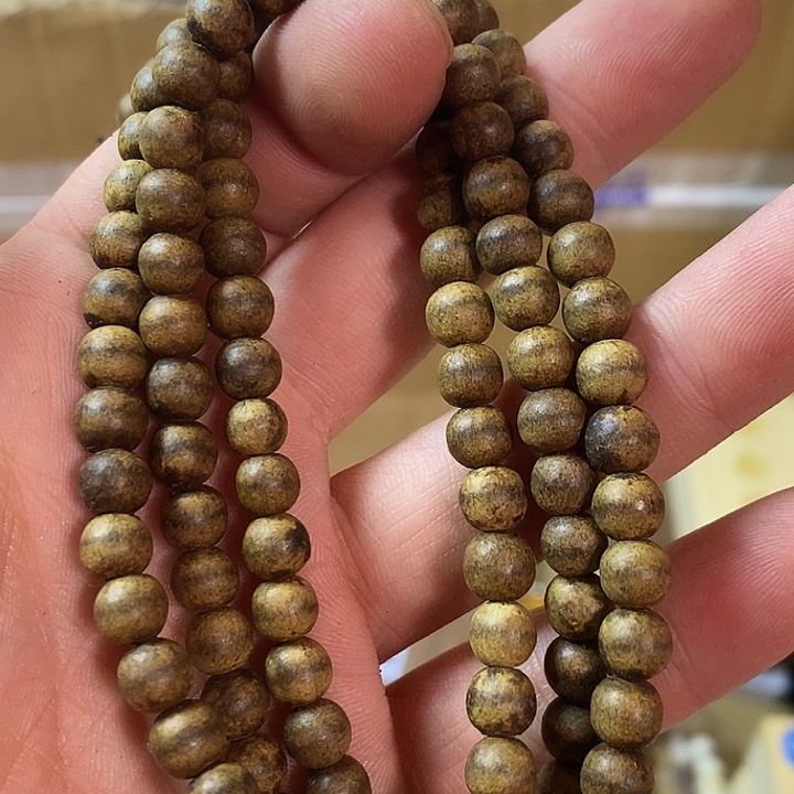 清***雨大叶紫檀（黑酸枝木类）