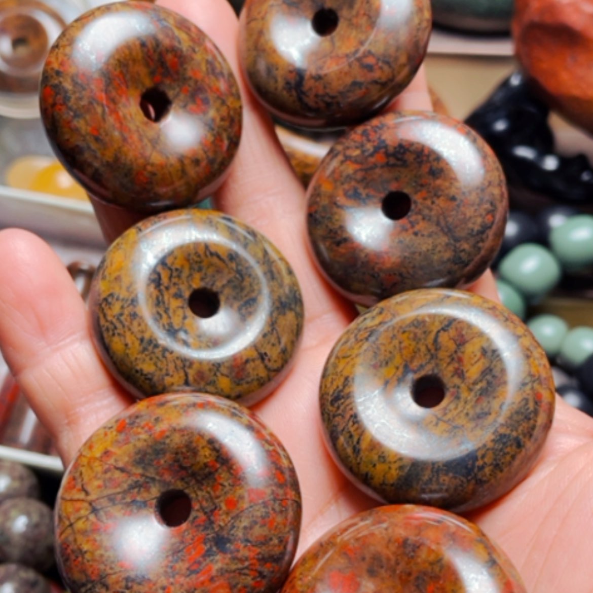 【闪购商品】新疆戈壁石工艺品可摆可挂碧玺（处理）煜*