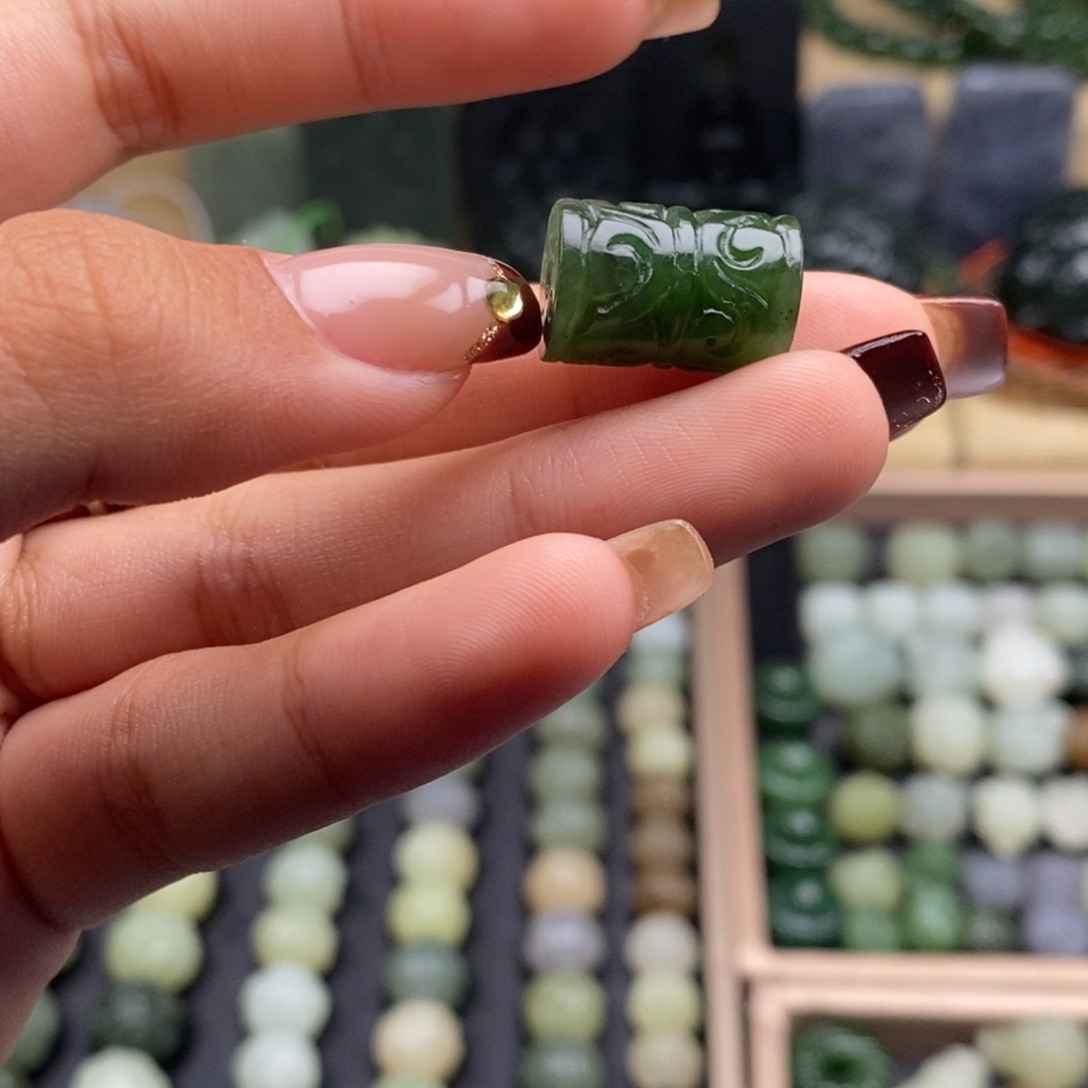 未镶嵌和田玉珠宝半成品