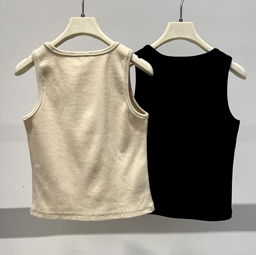 LiLi 四季款轻奢黄钻字母背心网红内搭修身上衣 162022