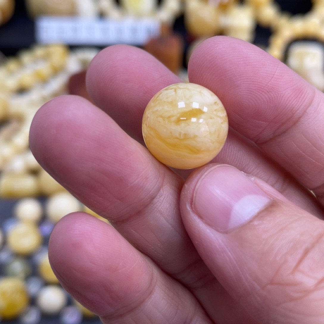 琥珀珠宝奇石未镶嵌15.7mm