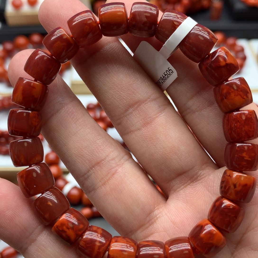 南红玛瑙手链未镶嵌