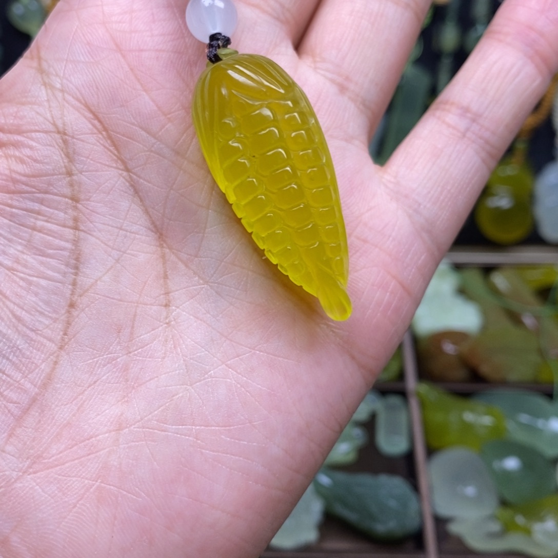 蛇纹石玉未镶嵌岫玉