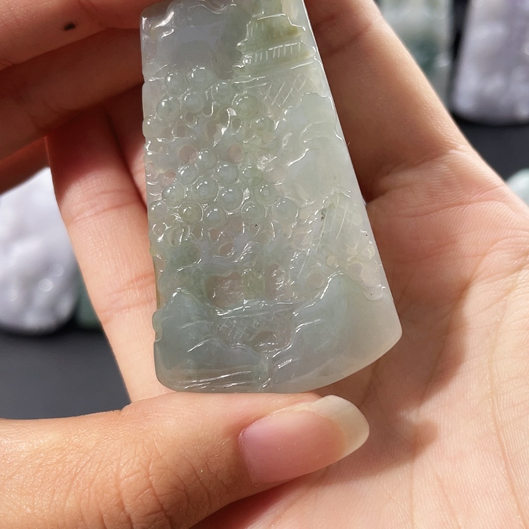 翡翠未镶嵌颈饰翡翠