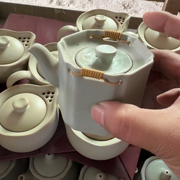 瑕疵茶具，介意勿拍