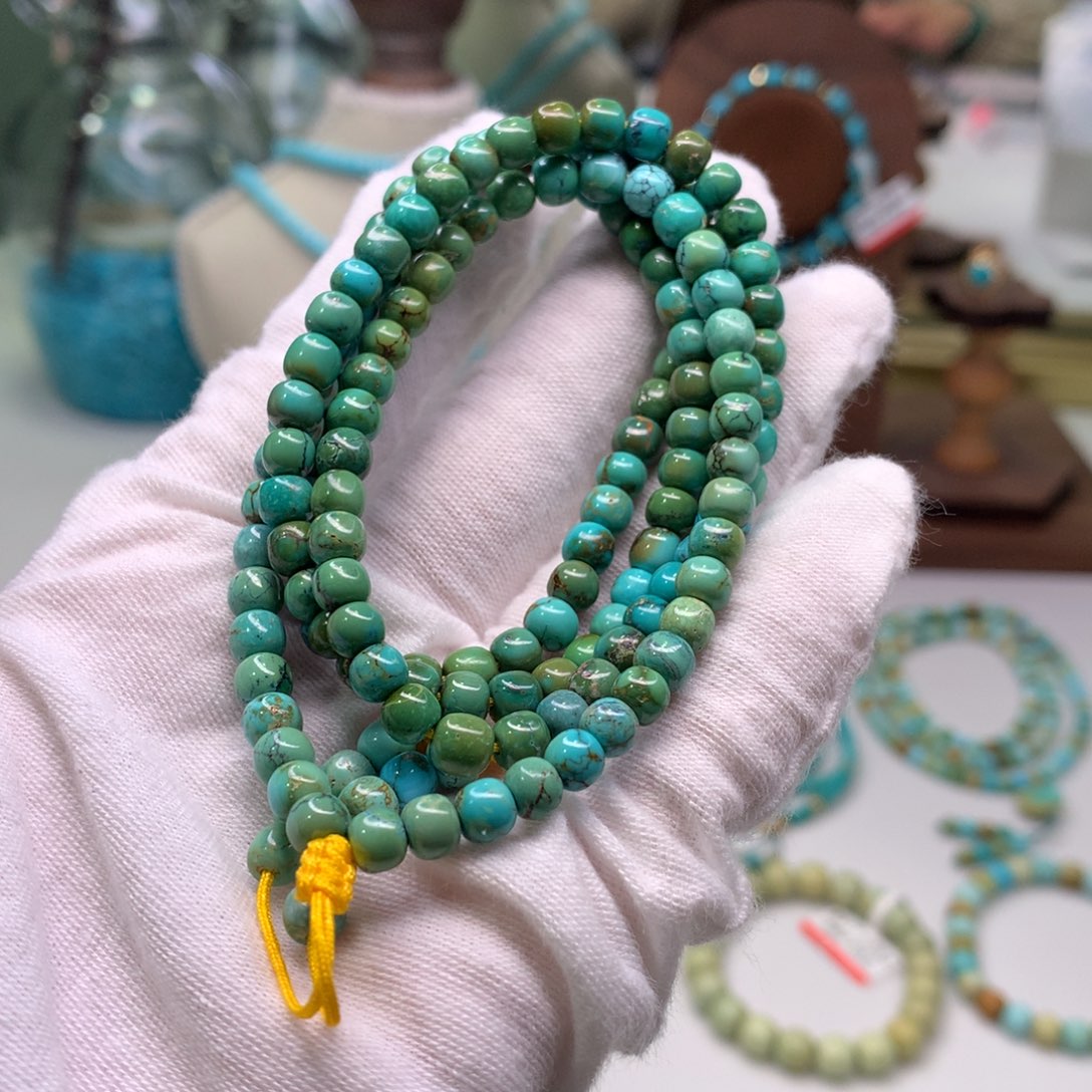 绿松石配饰未镶嵌