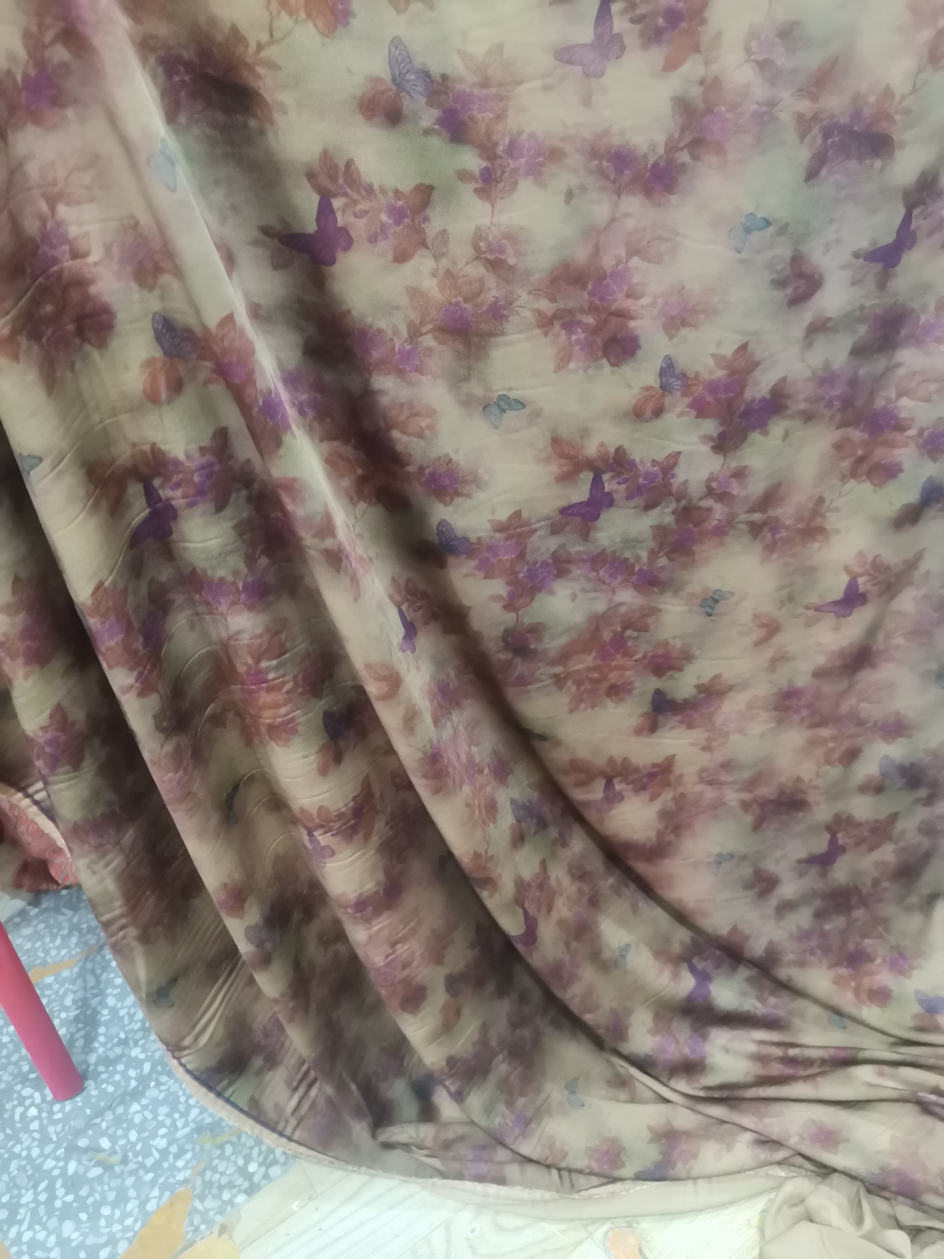 云锦缎红蝴蝶2米面料