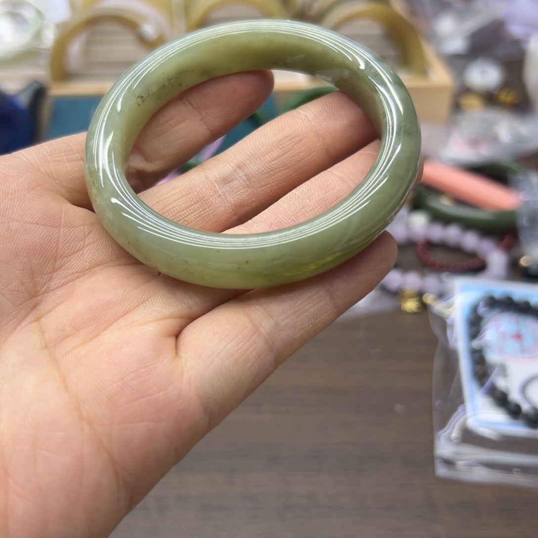 和田玉未镶嵌手镯54.7圈围349