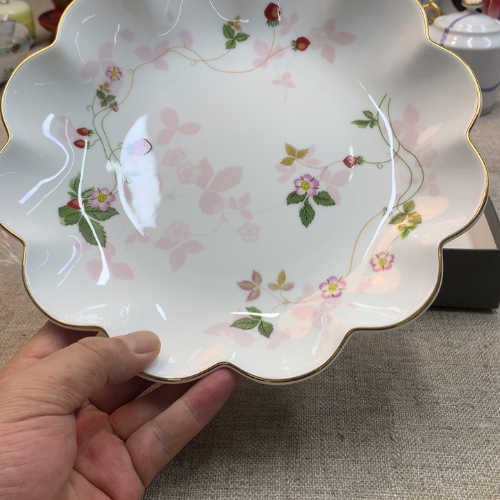 金瓷阁家的美丽瓷器