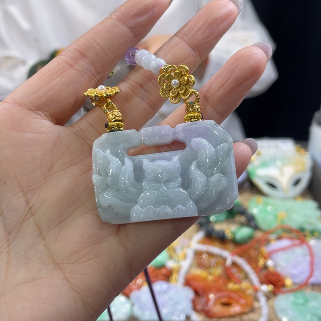 翡翠颈饰未镶嵌代编织