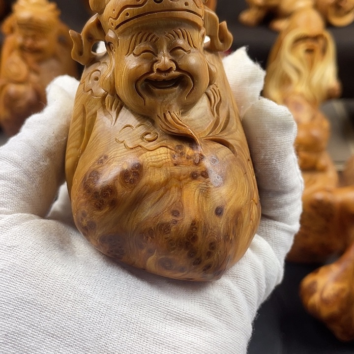 柏木（崖柏）余*刚财神