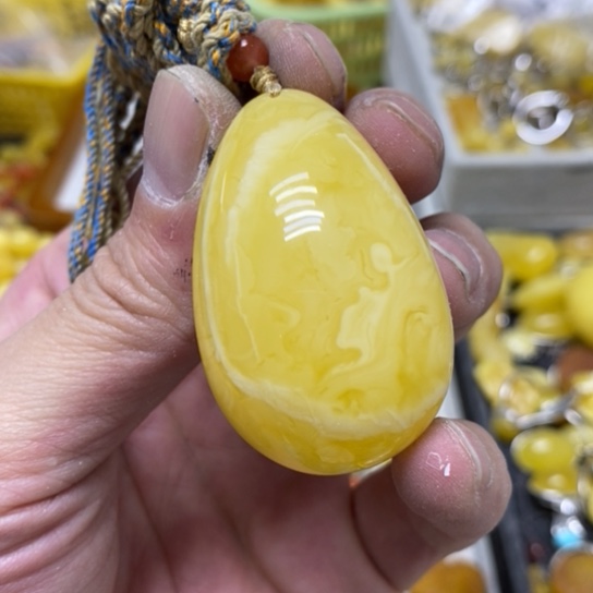 蜜蜡裸石未镶嵌吊坠