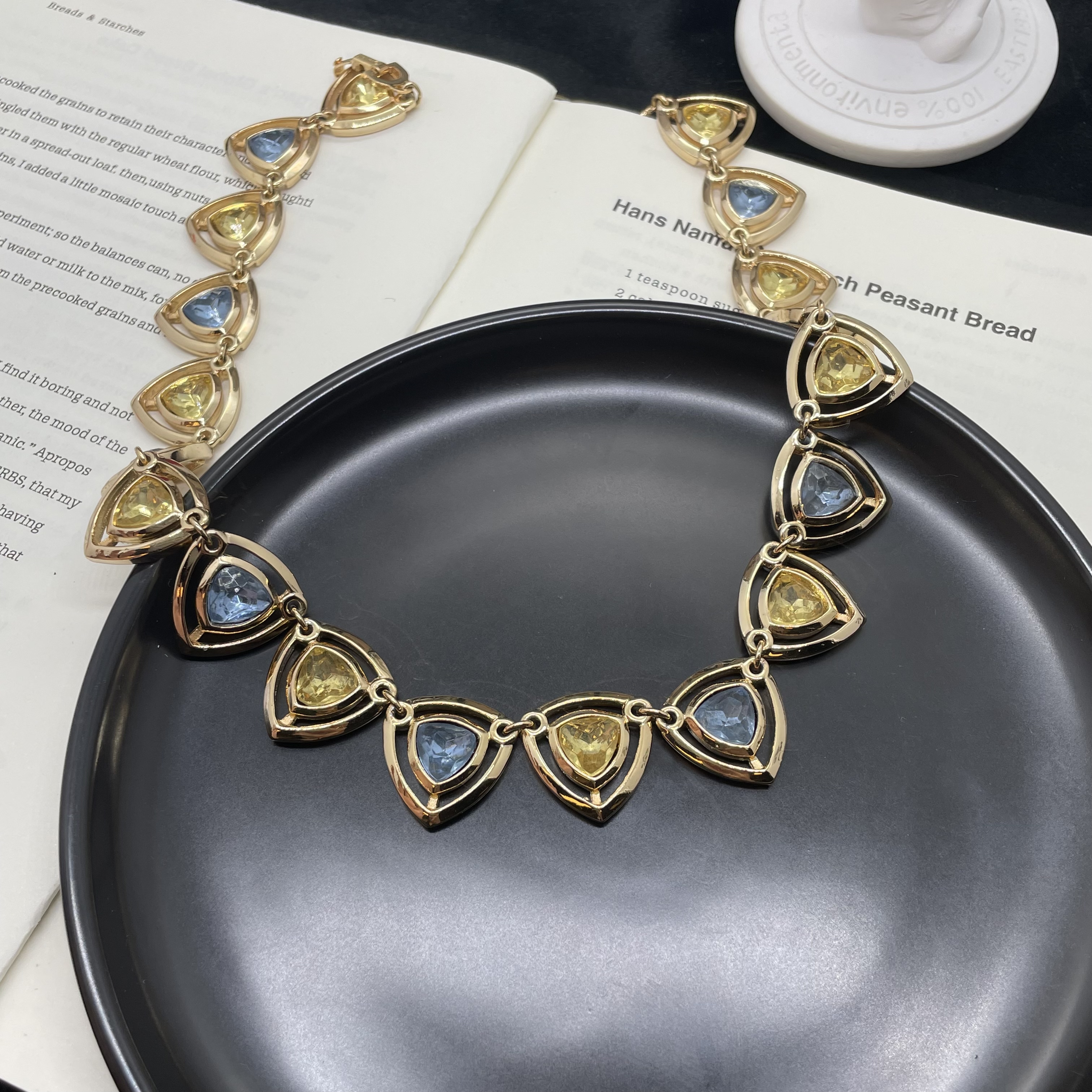 95新 DIOR/迪奥 黄蓝撞色三角盾牌项链/d06576