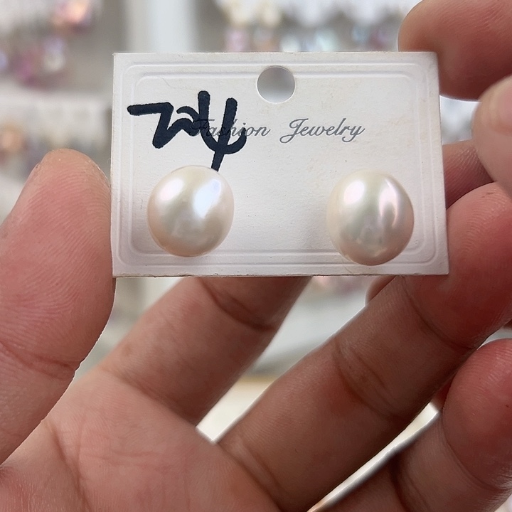 银S925镶嵌淡水珍珠耳饰
