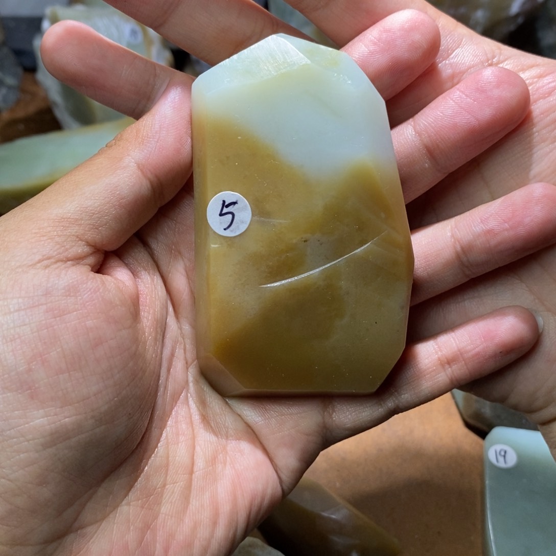 未镶嵌和田玉珠宝半成品1*分