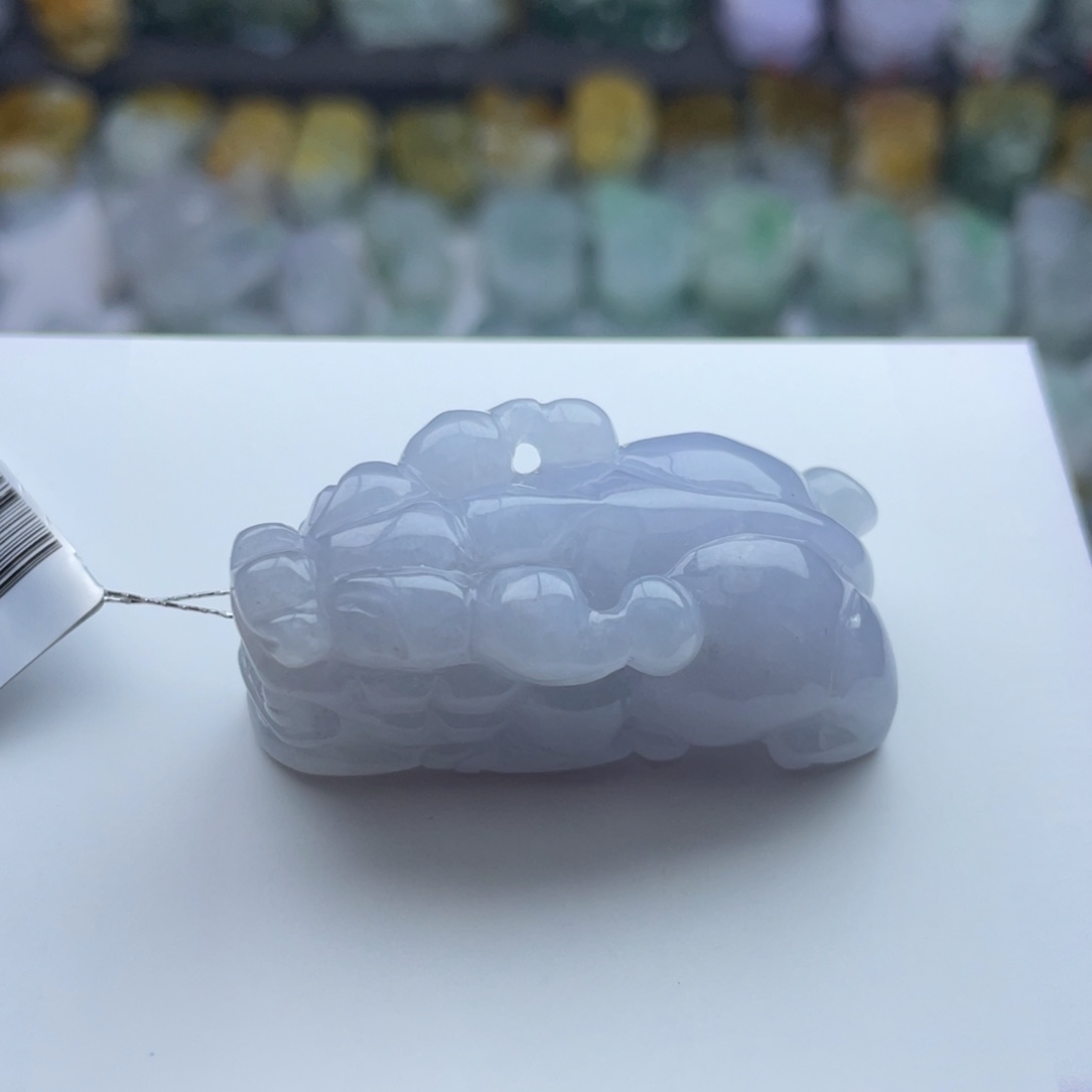 翡翠颈饰未镶嵌貔貅