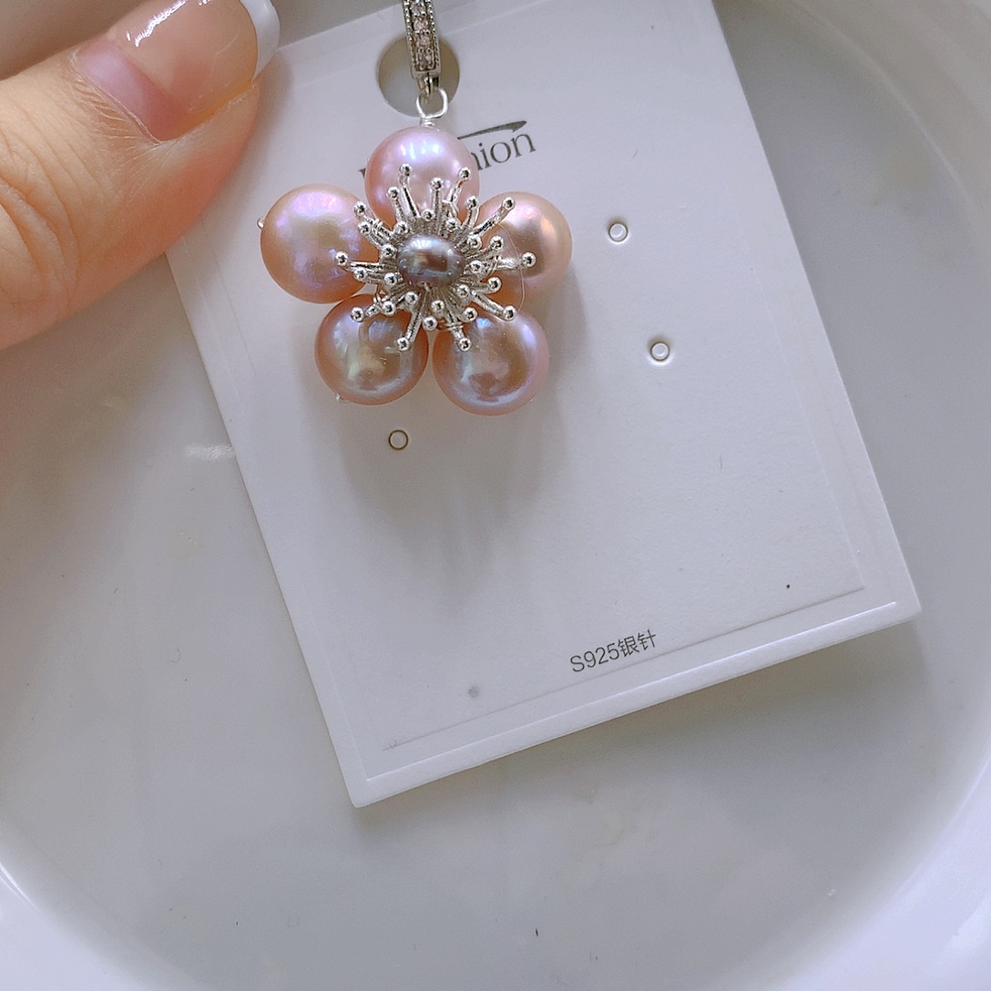 颈饰银S925镶嵌淡水珍珠
