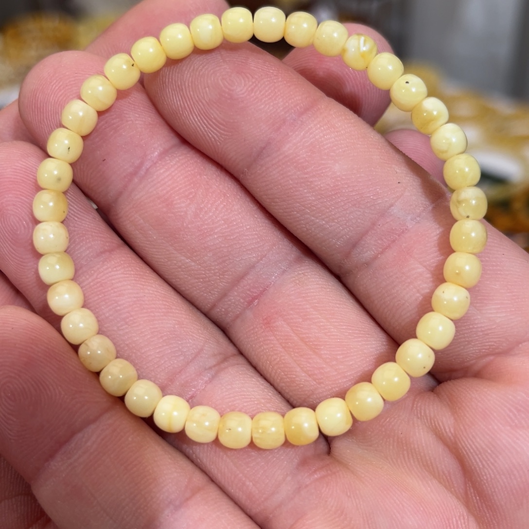 蜜蜡未镶嵌手链有瑕疵的00005.0mm