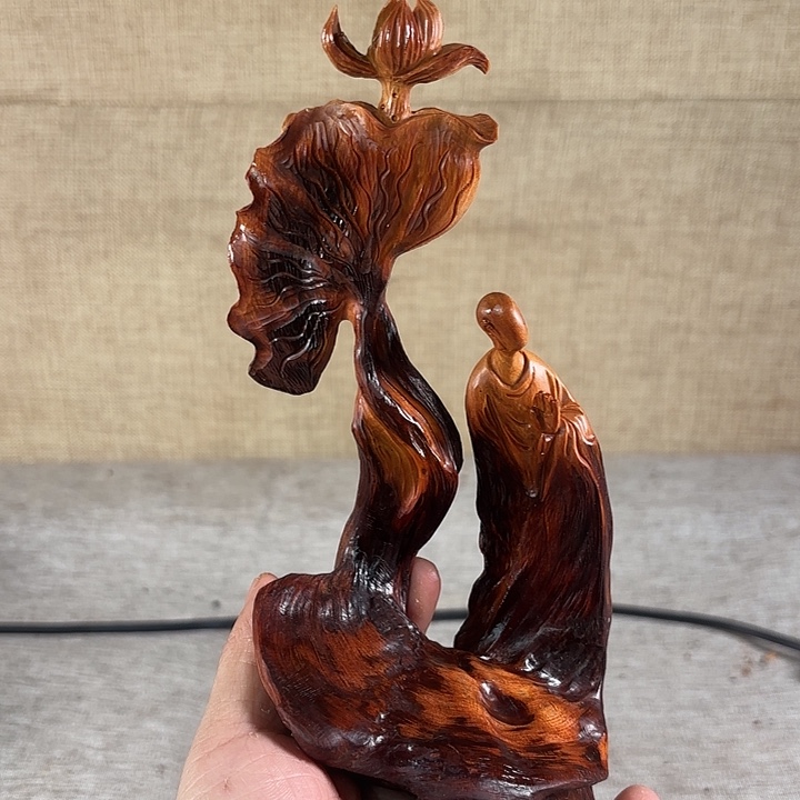 阿***德崖柏崖柏雕刻黑油无相