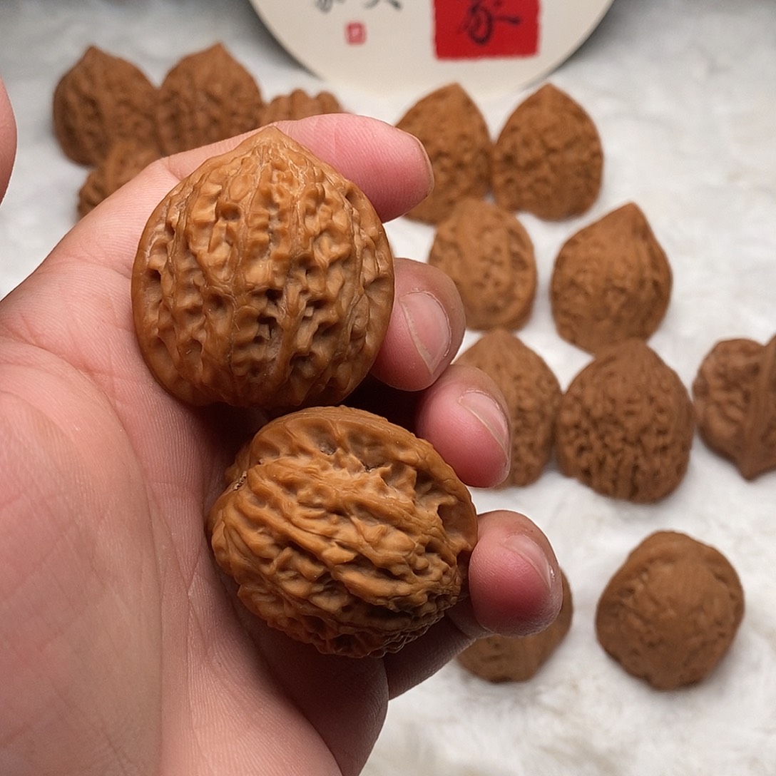 阿***日文玩核桃吊坠金牛