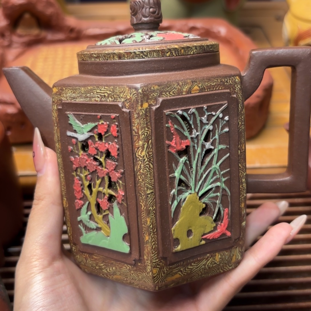 冬***子紫砂五号店专项负责人