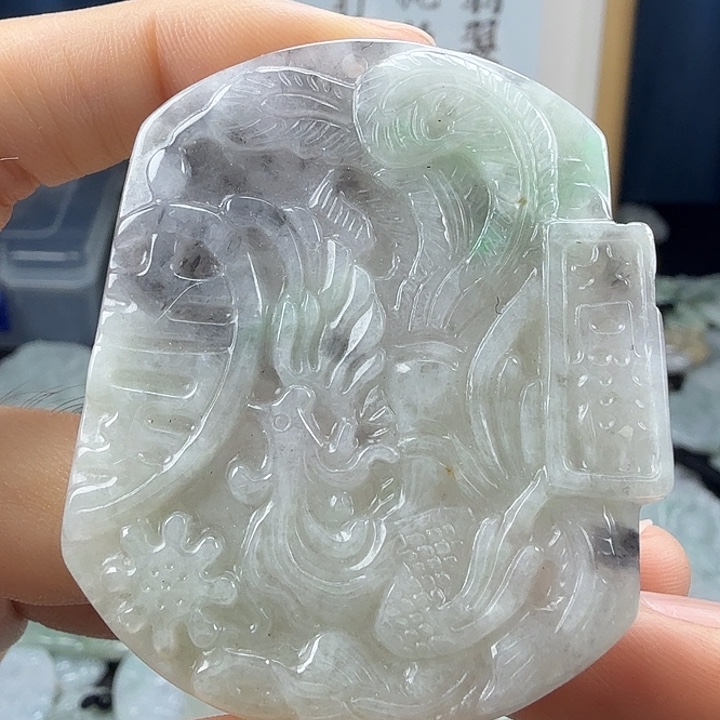 翡翠未镶嵌颈饰翡翠