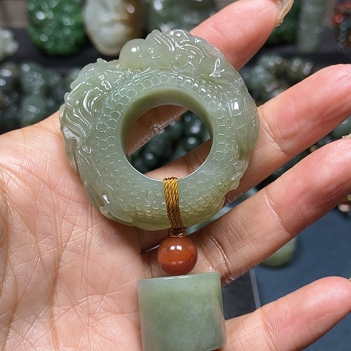 和田玉挂件未镶嵌