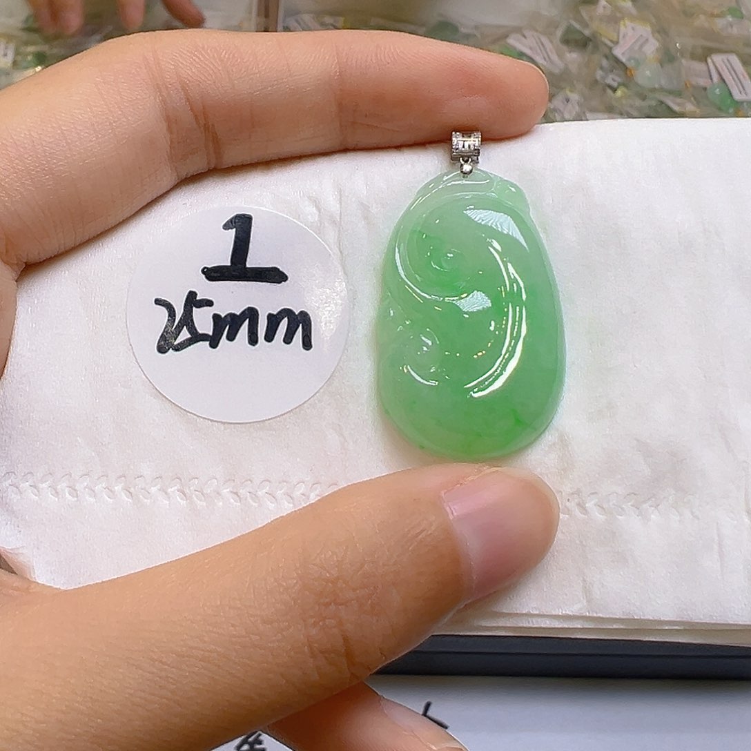 翡翠18K金镶嵌吊坠(不含链)翡翠