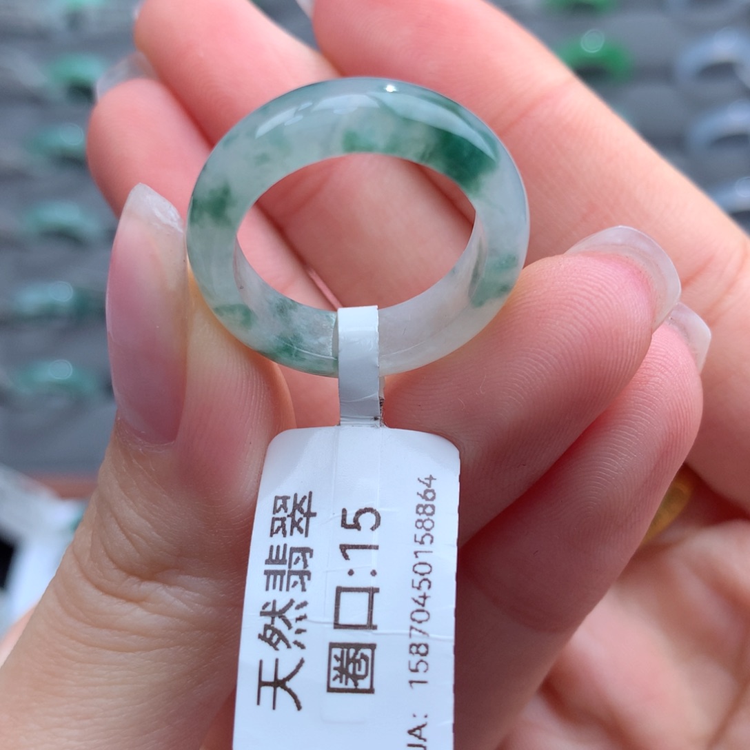 翡翠戒指未镶嵌天然