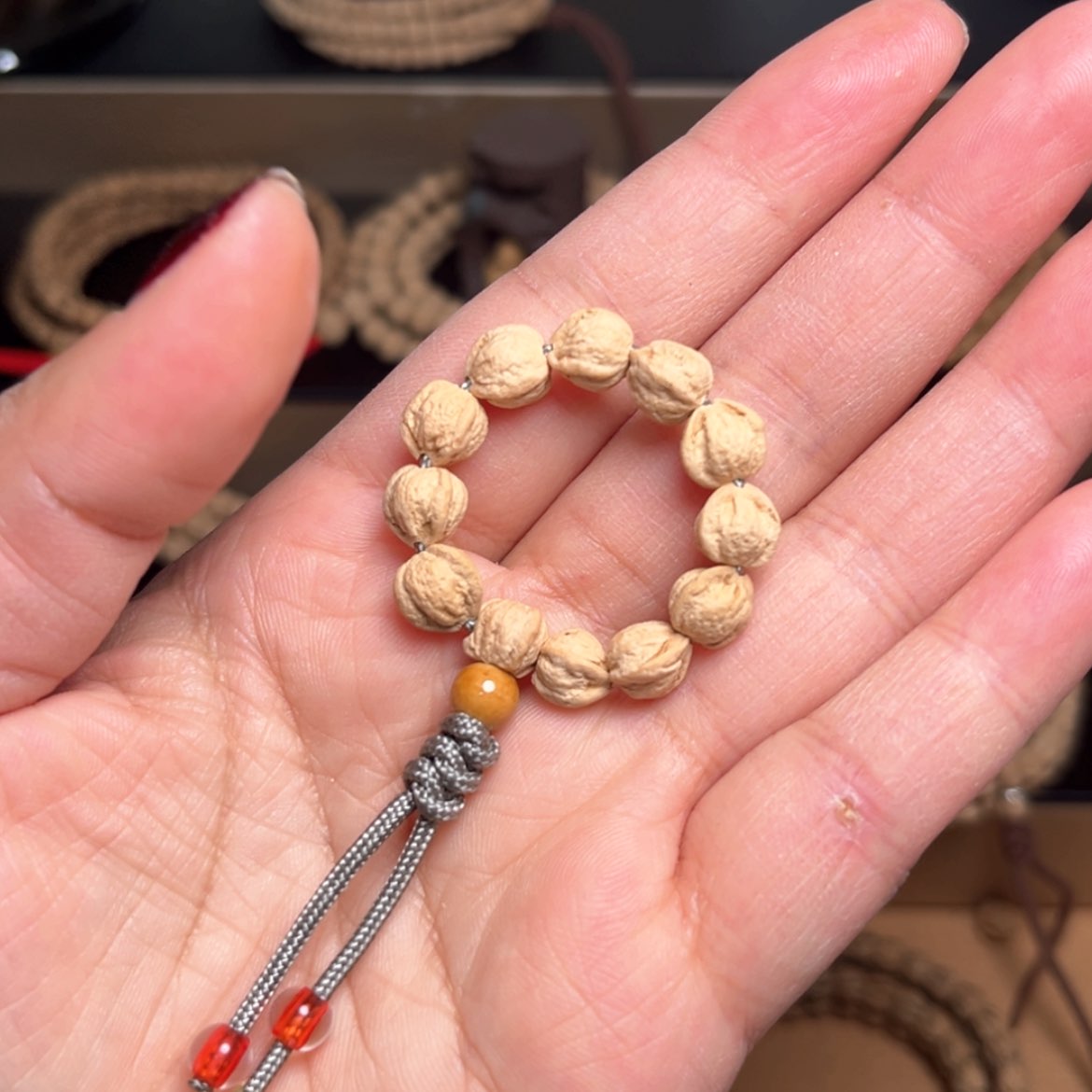 【闪购商品】柏香籽/百香籽吊坠