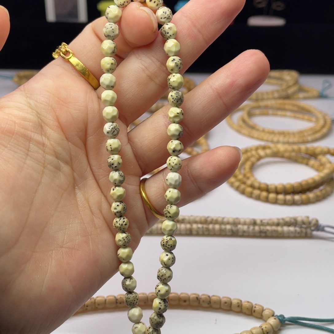 星月菩提吊坠6。         