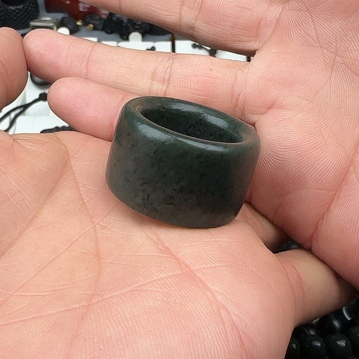 和田玉（青玉）颈饰未镶嵌福利扳指22.7圈口