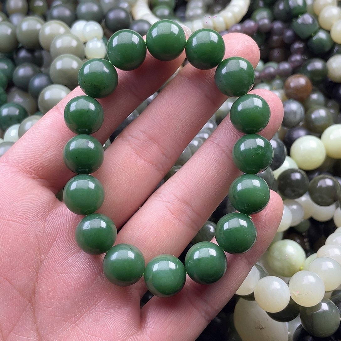 和田玉手串未镶嵌各****盘