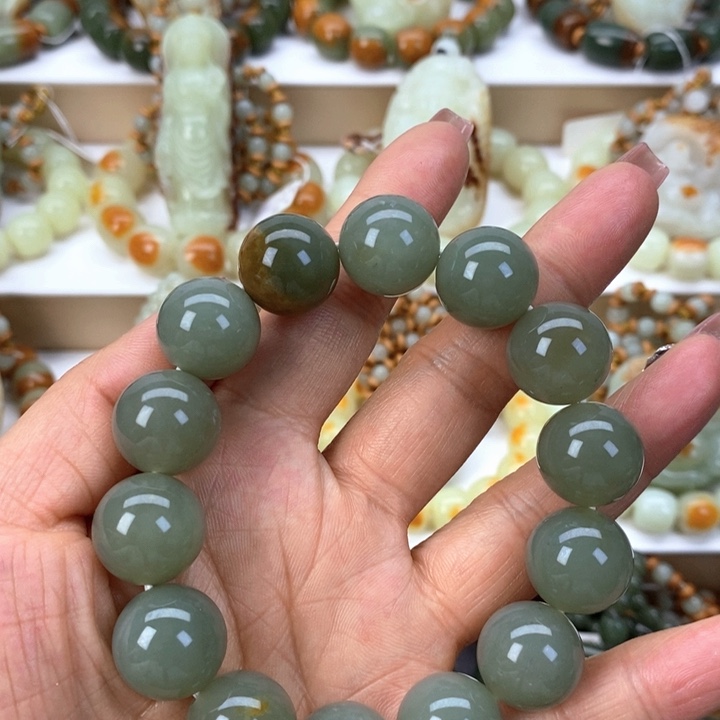 【闪购商品】透闪石质玉手串未镶嵌