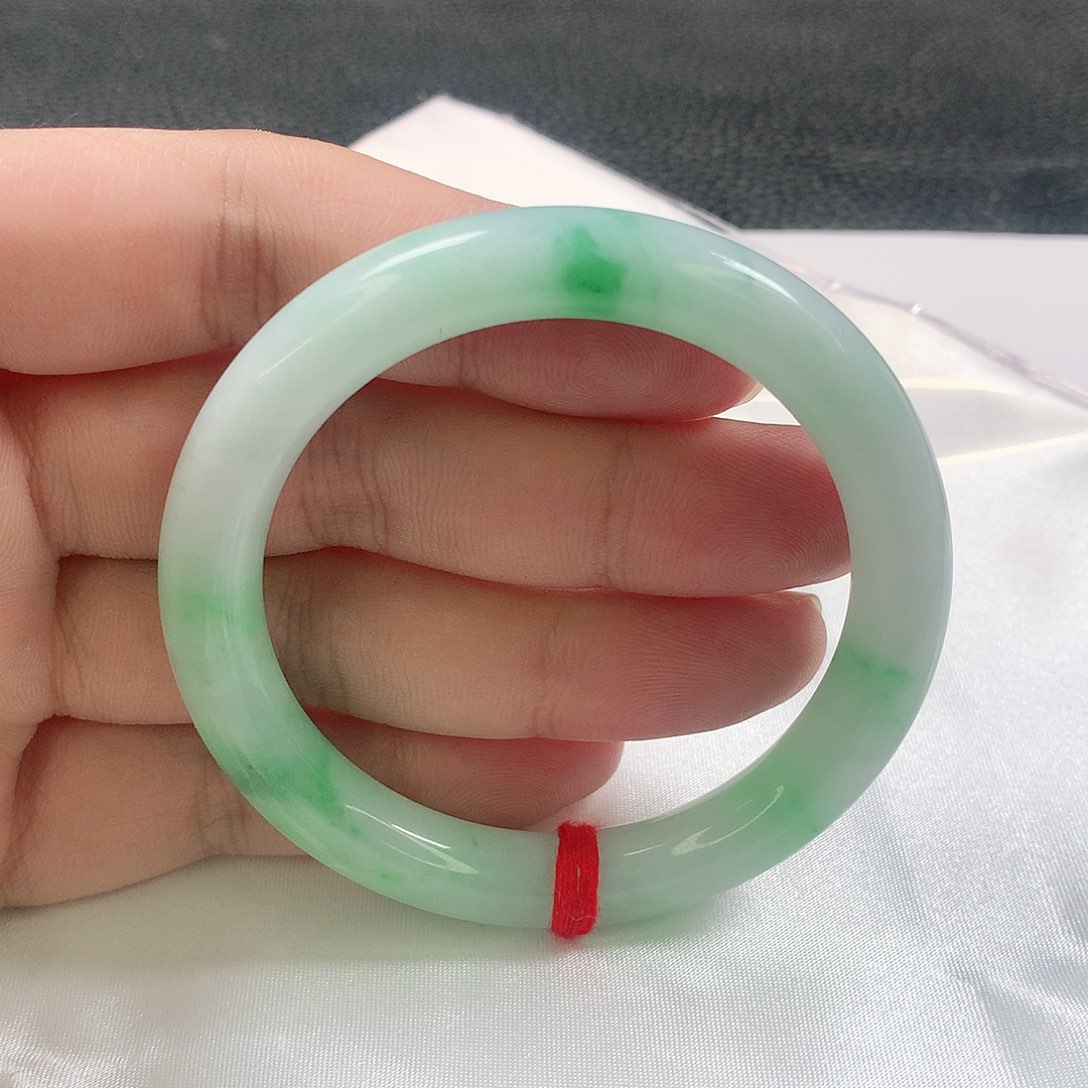 未镶嵌手镯（圆镯）翡翠310号