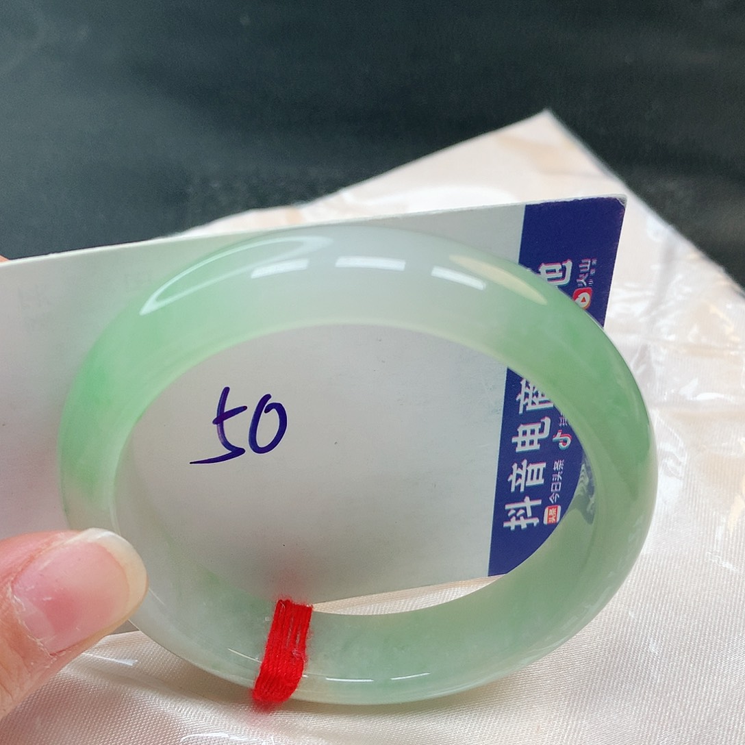 翡翠手镯未镶嵌50号