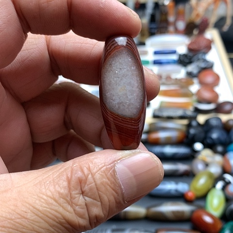 玛瑙/玉髓颈饰合金