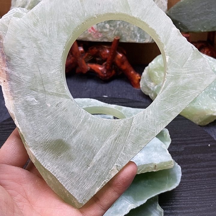 隼***鸟蛇纹石玉未镶嵌岫玉高品质原石