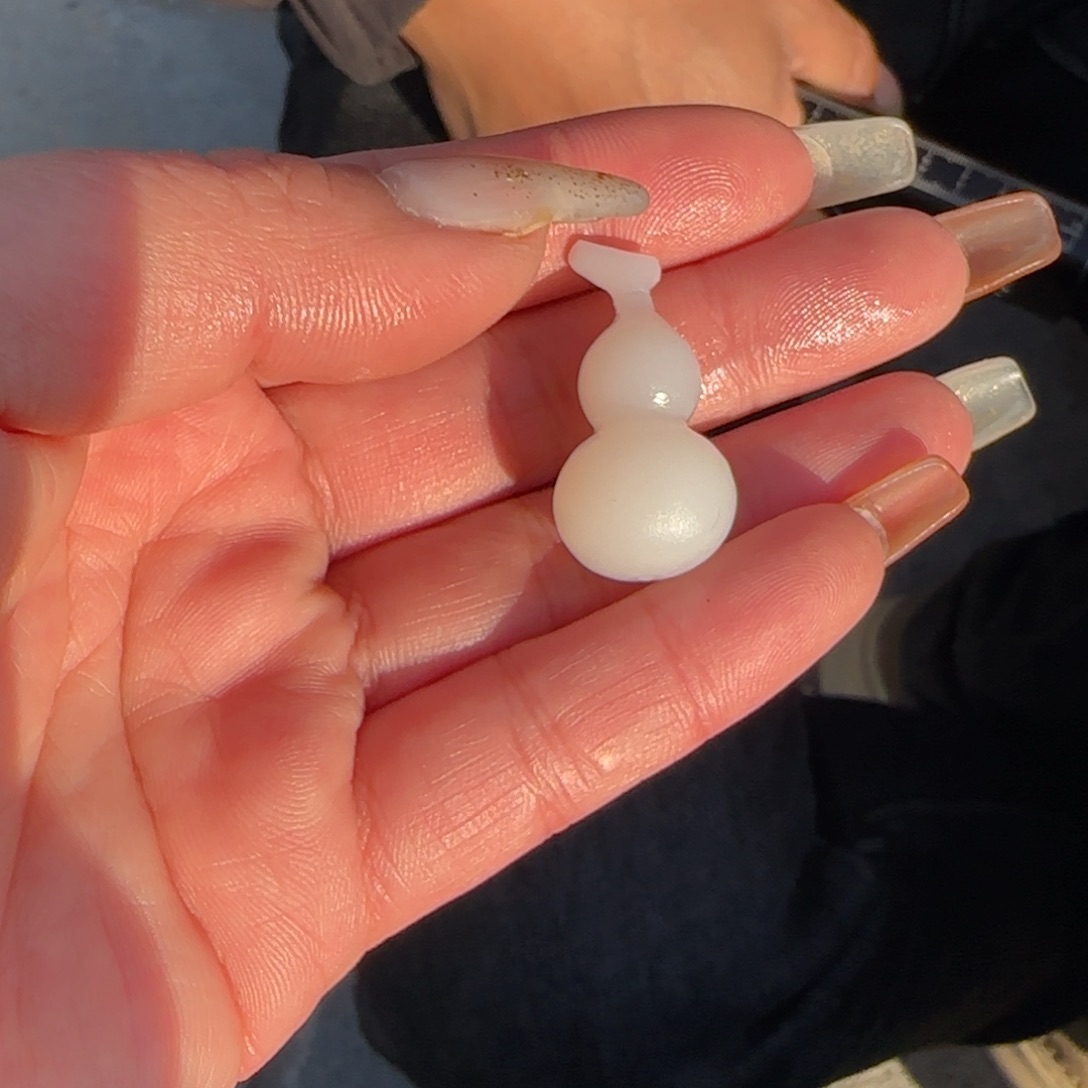 和田玉未镶嵌颈饰未抛光