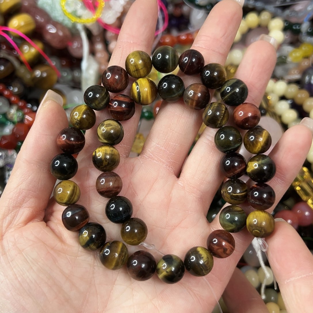 玛瑙/玉髓未镶嵌珠宝半成品，卡10彩虎眼一条