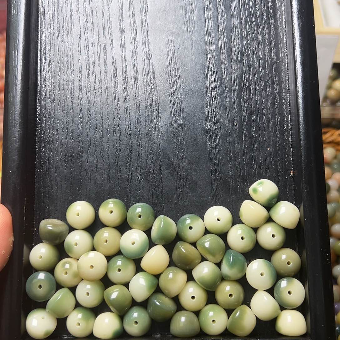 菩提根/象牙果吊坠绿飘碗珠45颗