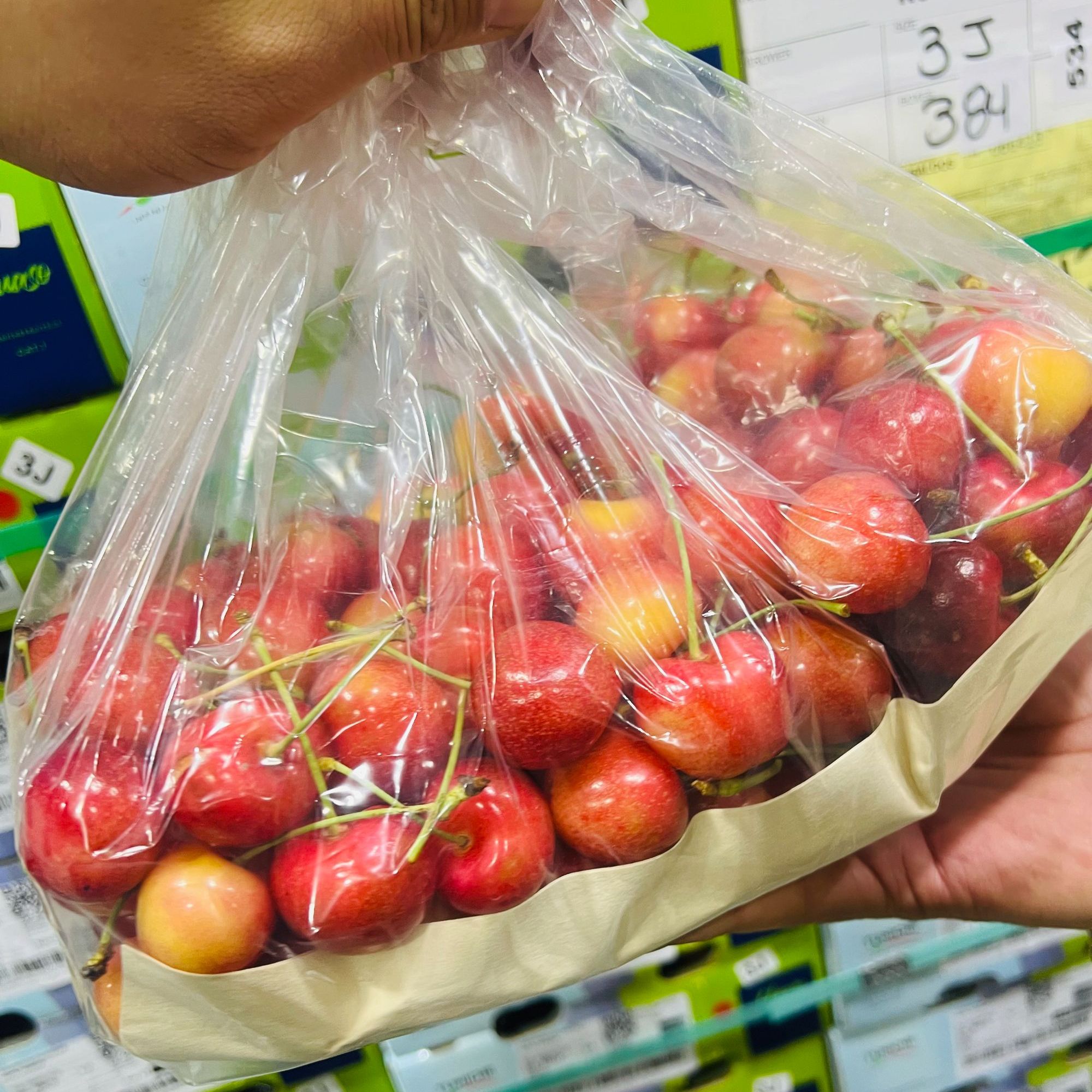 智利老人头皇家雷尼尔海运黄金车厘子原箱2J/4.4斤 内附果径卡