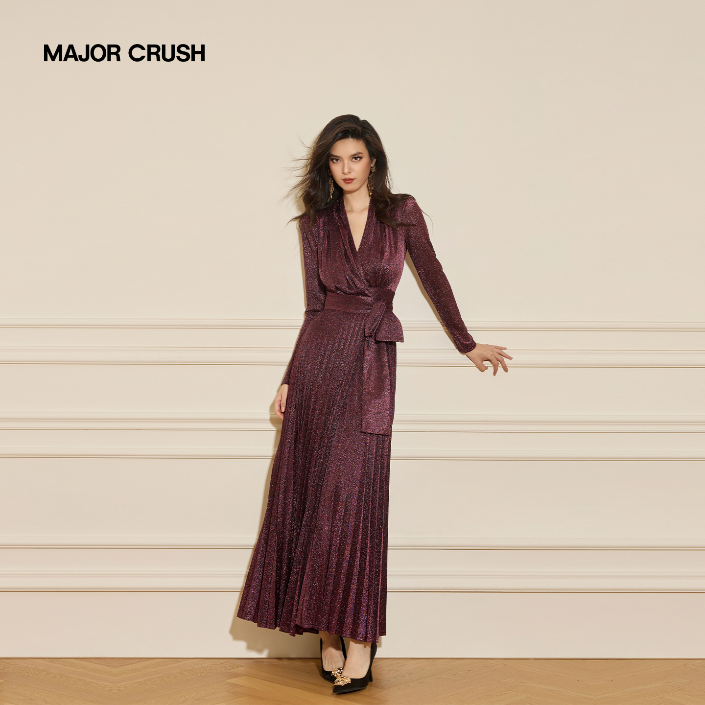 MAJOR CRUSH裙子冬款闪耀亮丝复古优雅修身裹裙绮梦闪衣​​7507