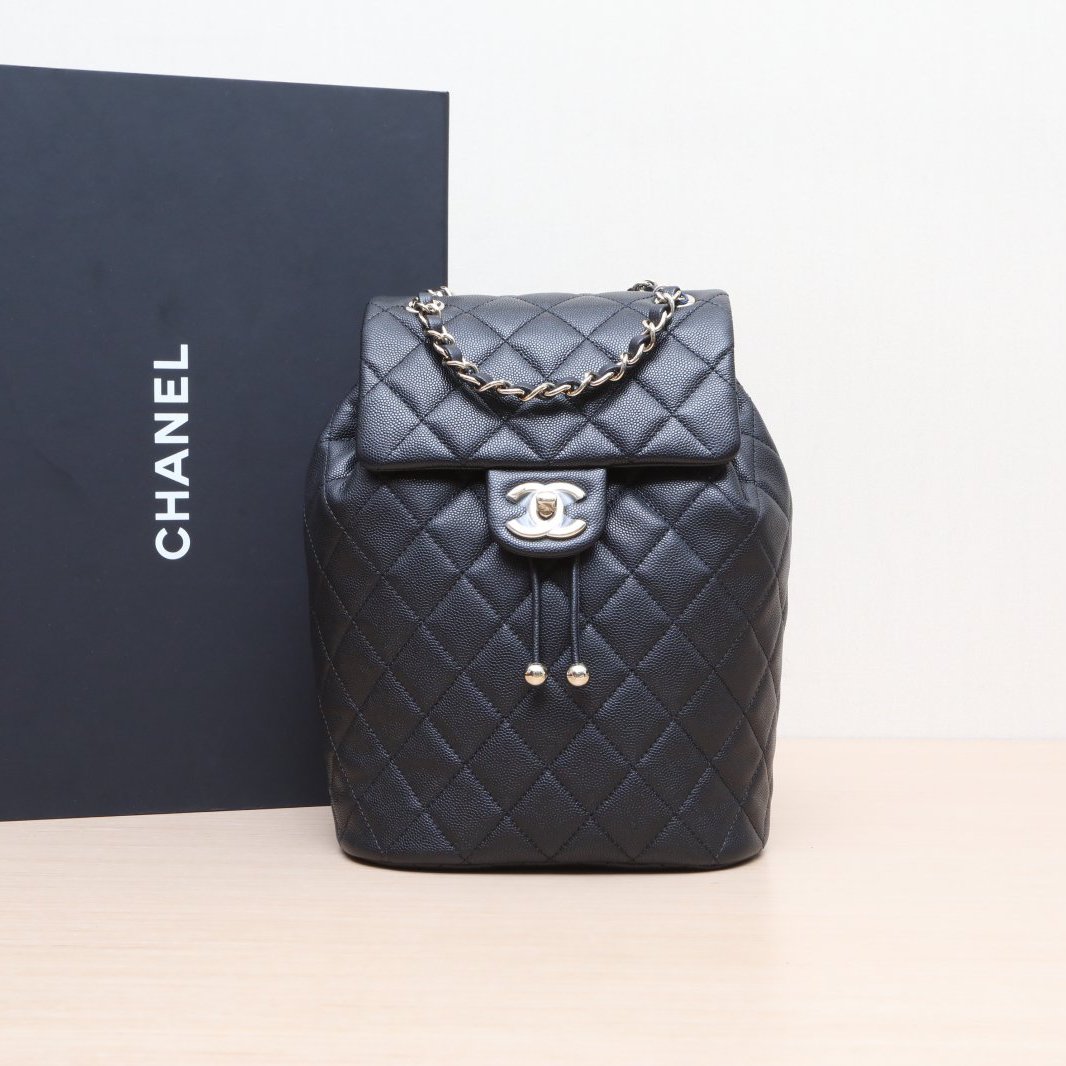 99新 Chanel/香奈儿 小花6花 23S萨尔茨堡双肩包 中号 黑色 芯片