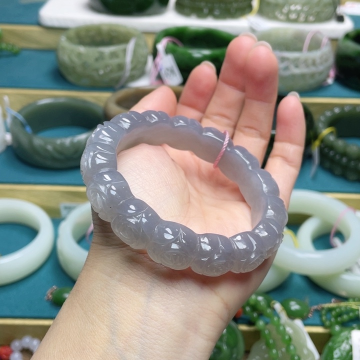 和田玉手镯56+圈口 编号91未镶嵌